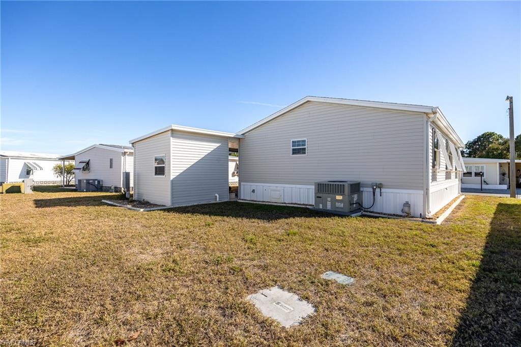 SIX LAKES COUNTRY CLUB - Residential