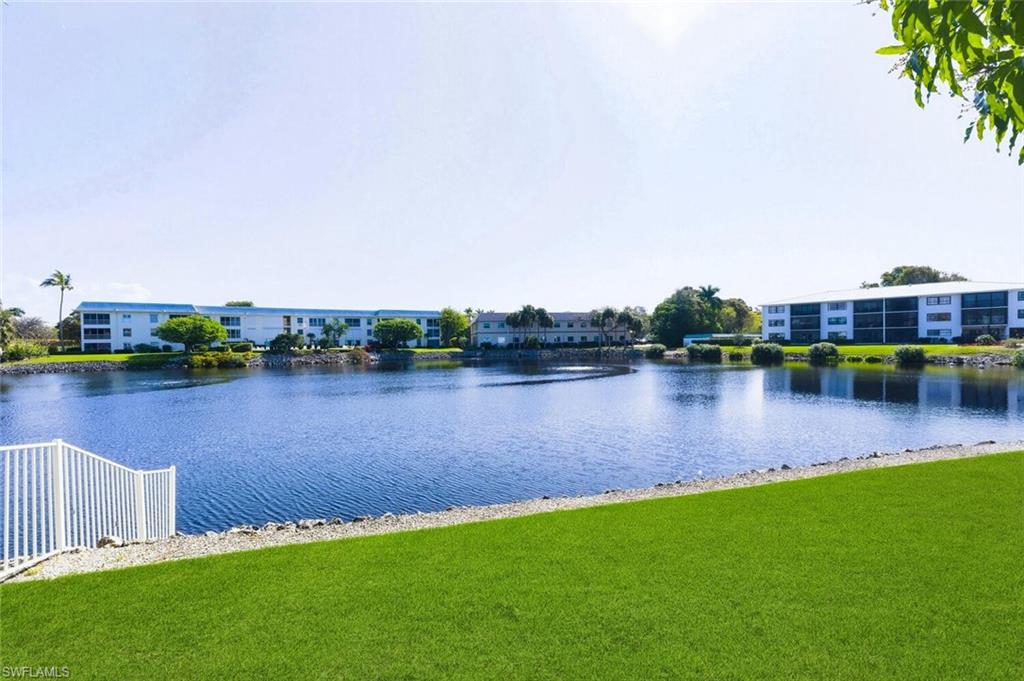 CHATEAU SUZANNE - Residential Lease