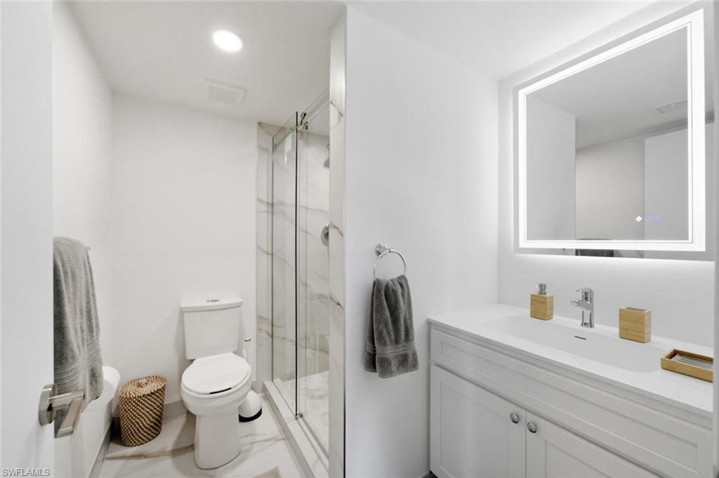 CHATEAU SUZANNE - Residential Lease