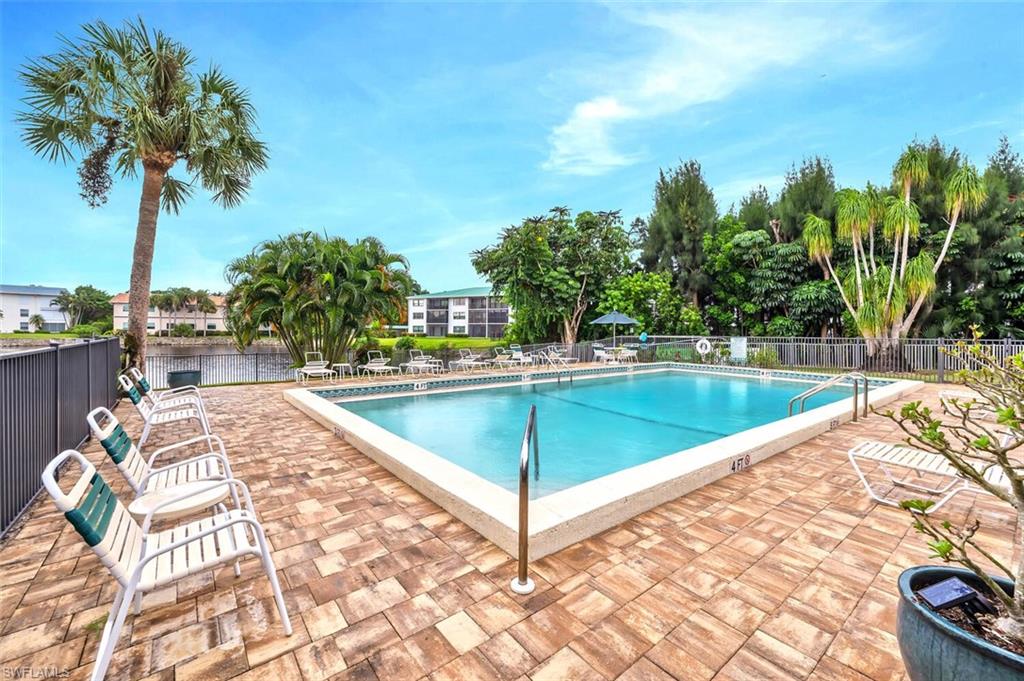 CHATEAU SUZANNE - Residential Lease