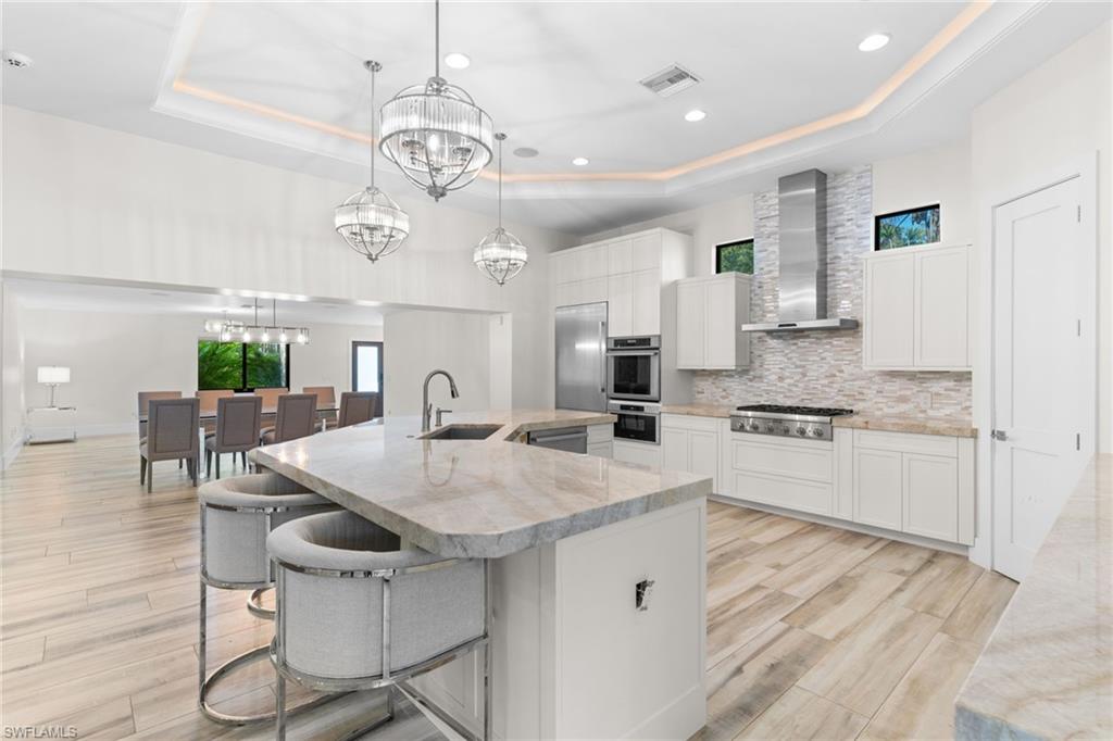 GOLDEN GATE ESTATES - Residential