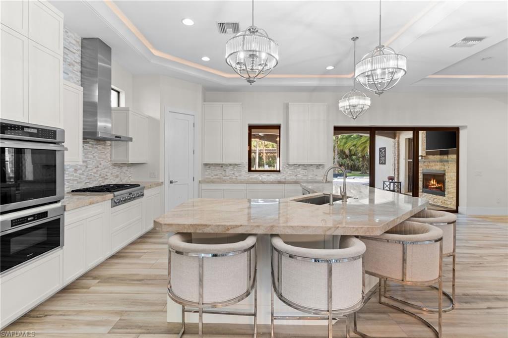 GOLDEN GATE ESTATES - Residential