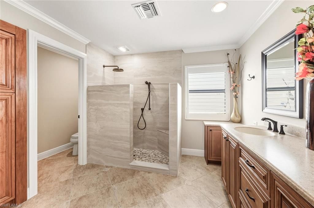 Photo of 738 Reef Point CIR, NAPLES, FL 34108 (MLS # 226007604)