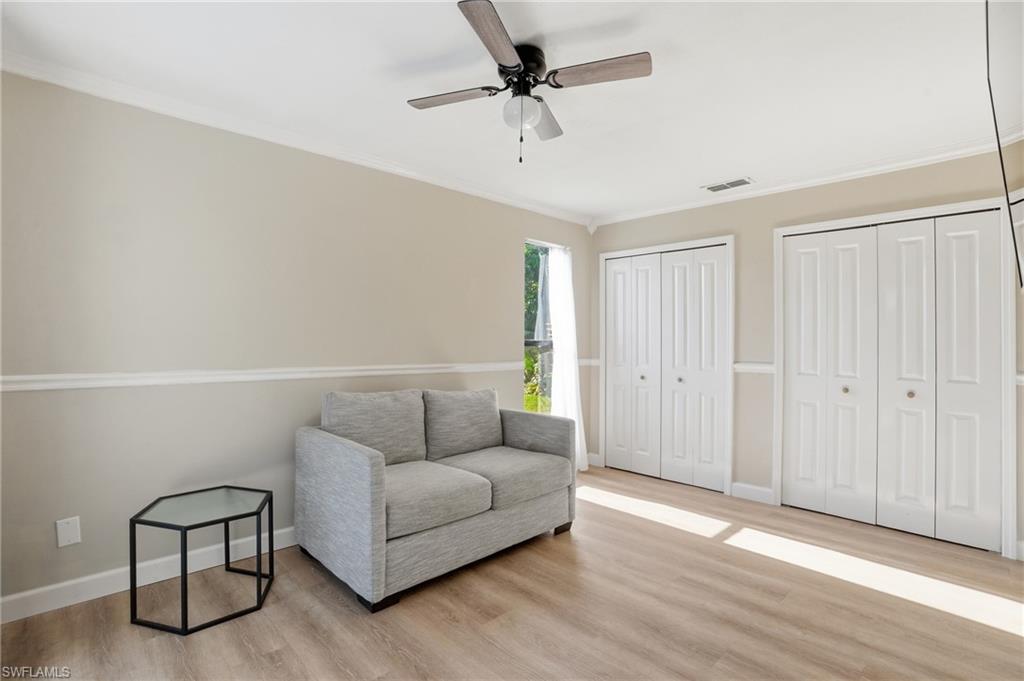 FOXMOOR LAKES - Residential