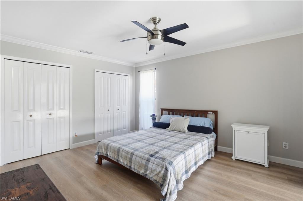 FOXMOOR LAKES - Residential