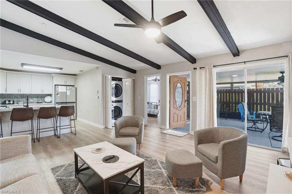 FOXMOOR LAKES - Residential