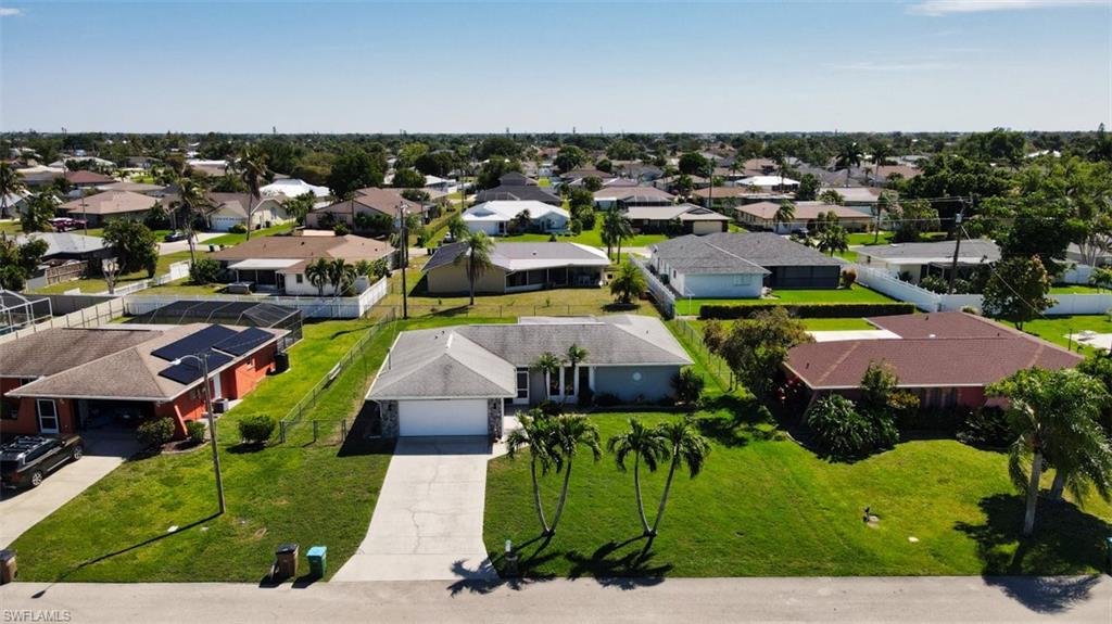 CAPE CORAL - Residential