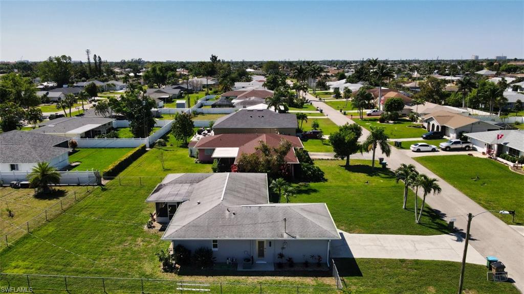 CAPE CORAL - Residential