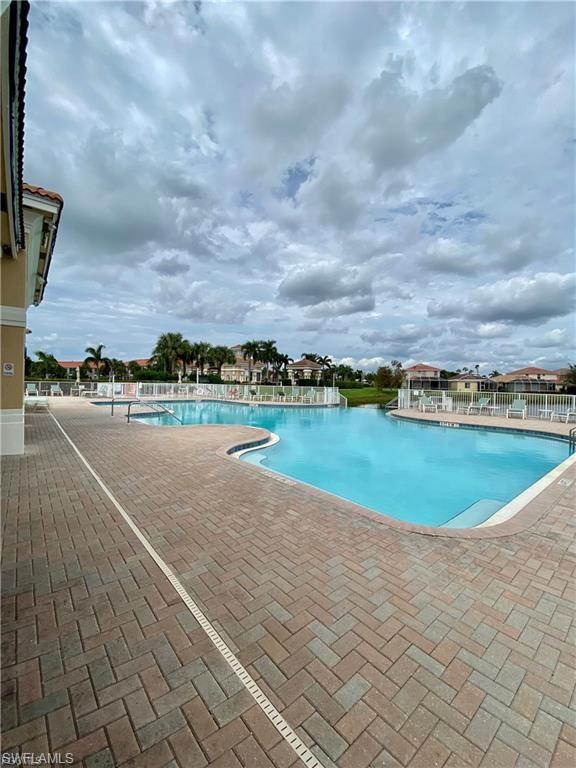 MONTEREY - Residential