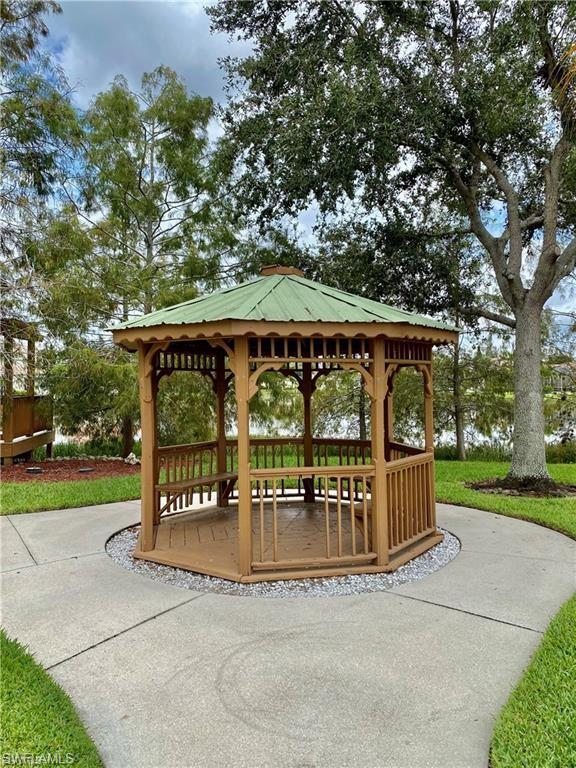 MONTEREY - Residential