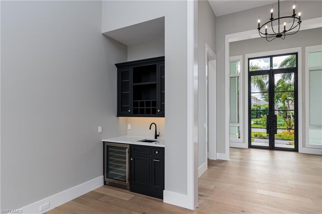 ROYAL HARBOR - Residential