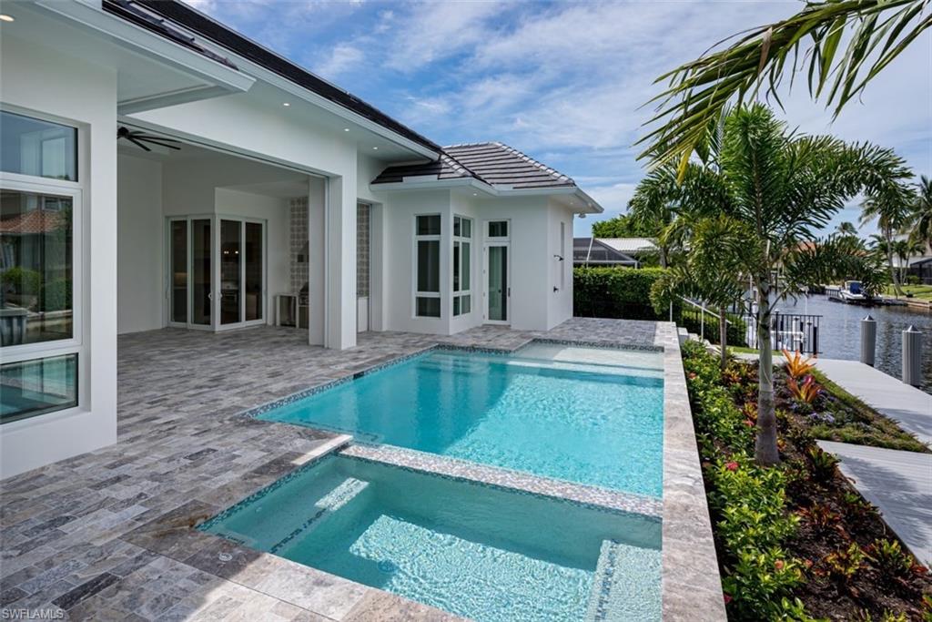 ROYAL HARBOR - Residential