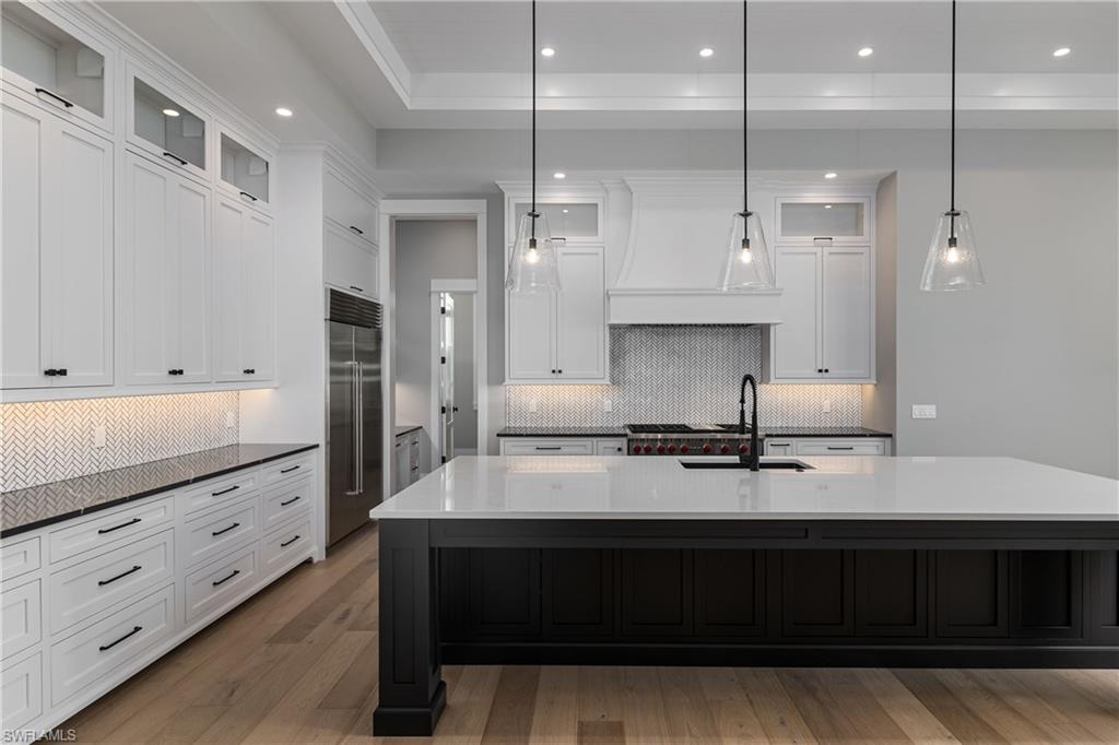 ROYAL HARBOR - Residential