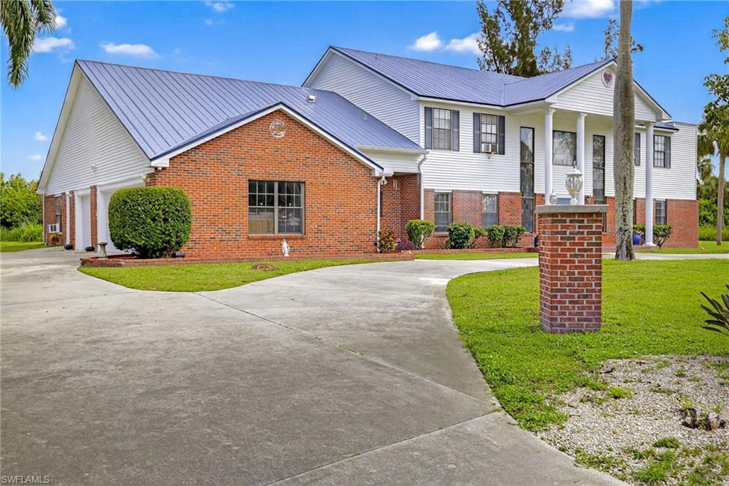 HERITAGE FARMS - Residential