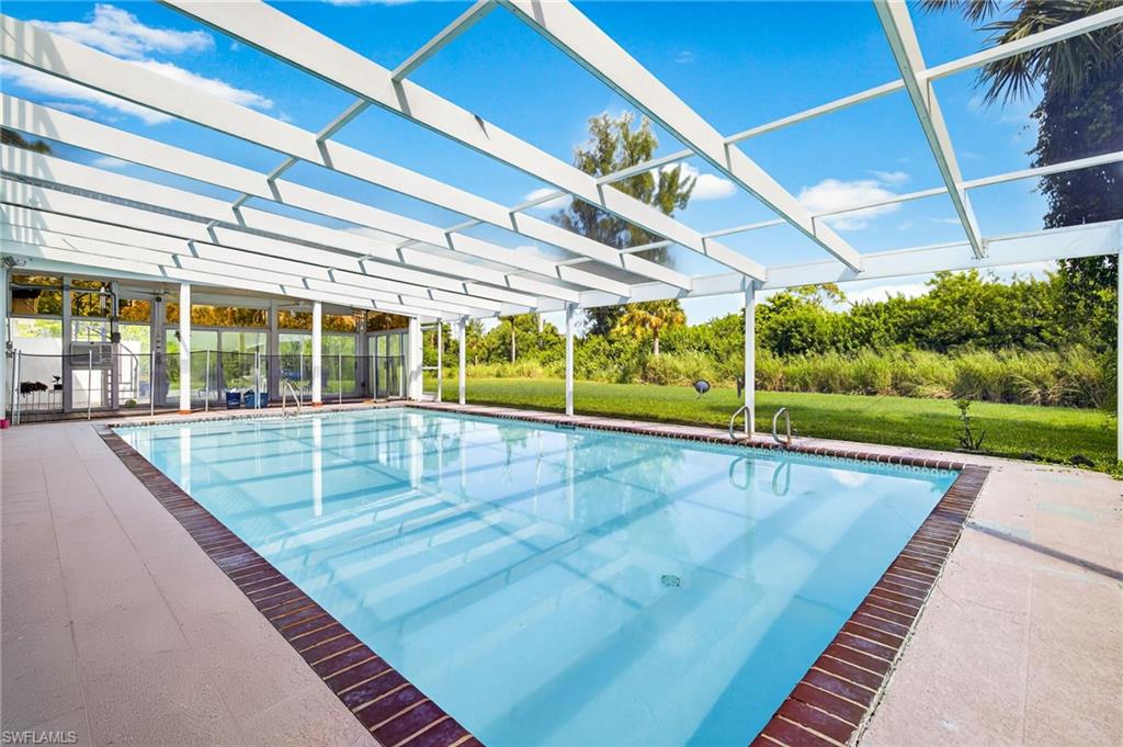 HERITAGE FARMS - Residential