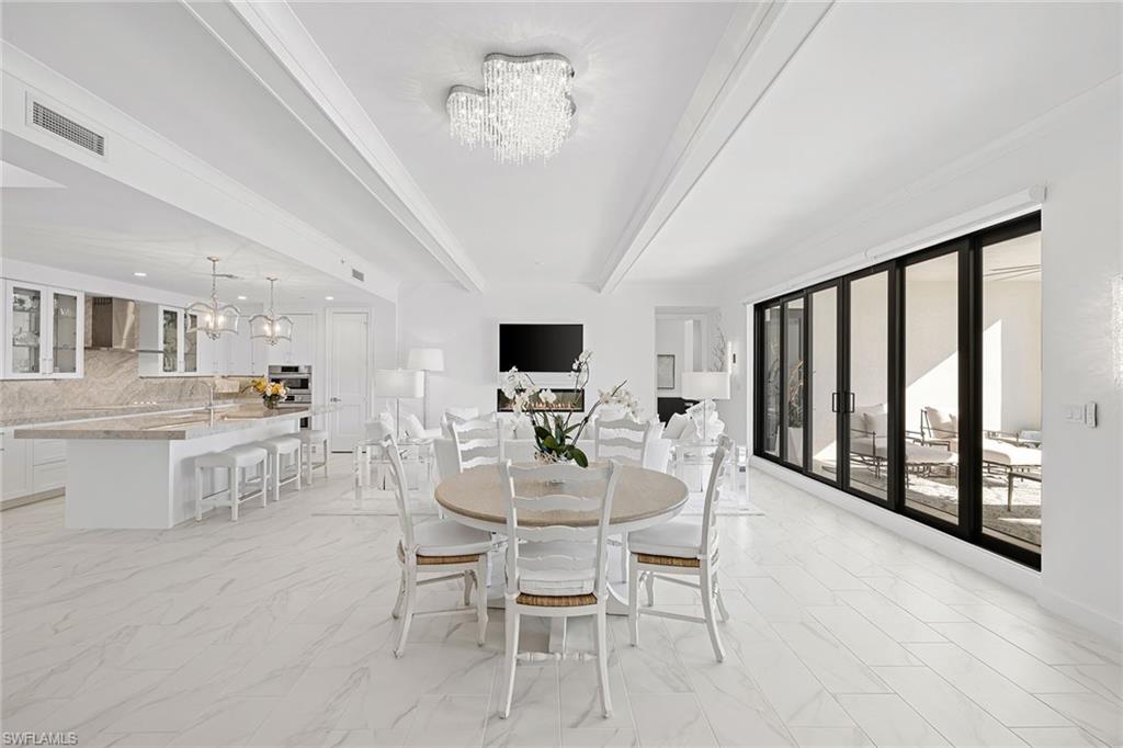 ELEVEN ELEVEN CENTRAL - Residential