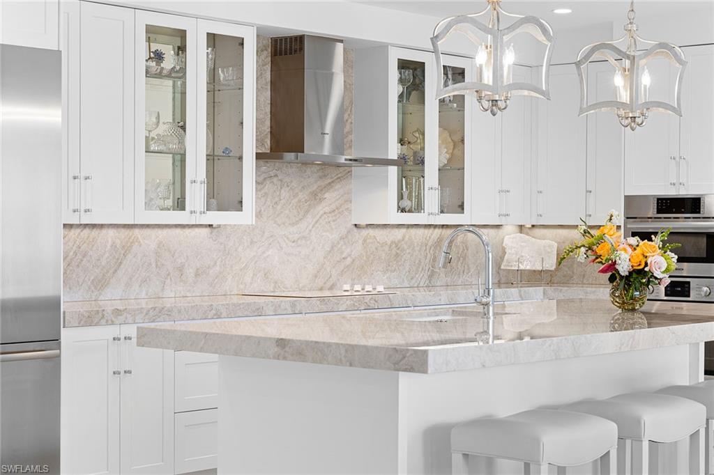 ELEVEN ELEVEN CENTRAL - Residential