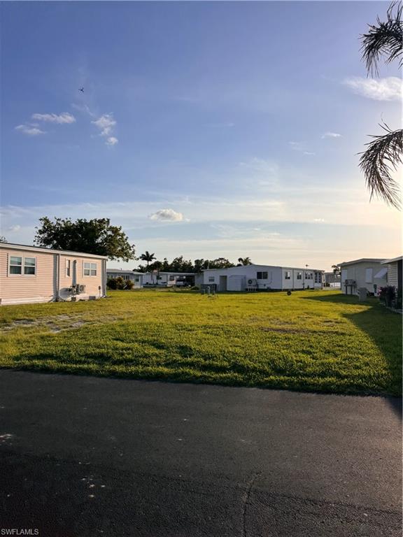 357 Shoreland DR