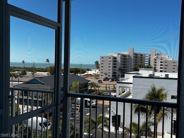 CAPTAINS BAY SOUTH - Residential