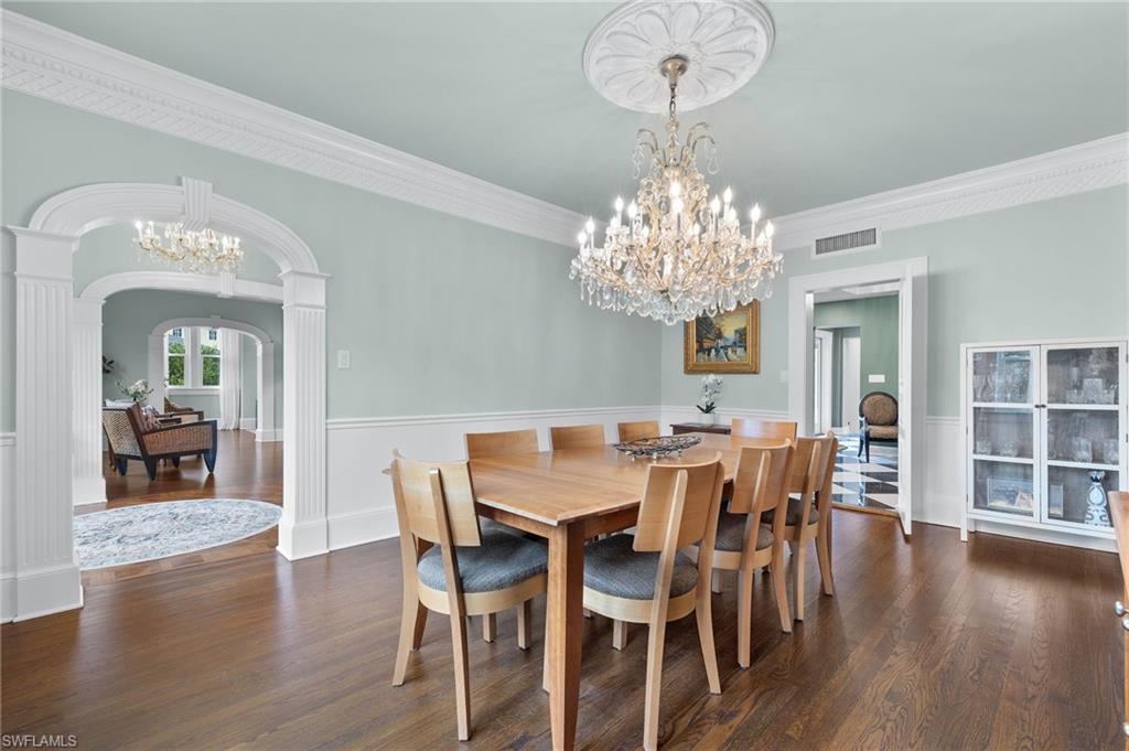 YORK MANOR - Residential