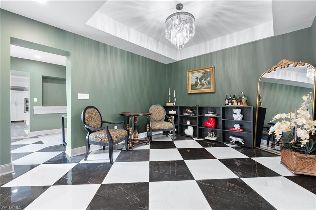 YORK MANOR - Residential