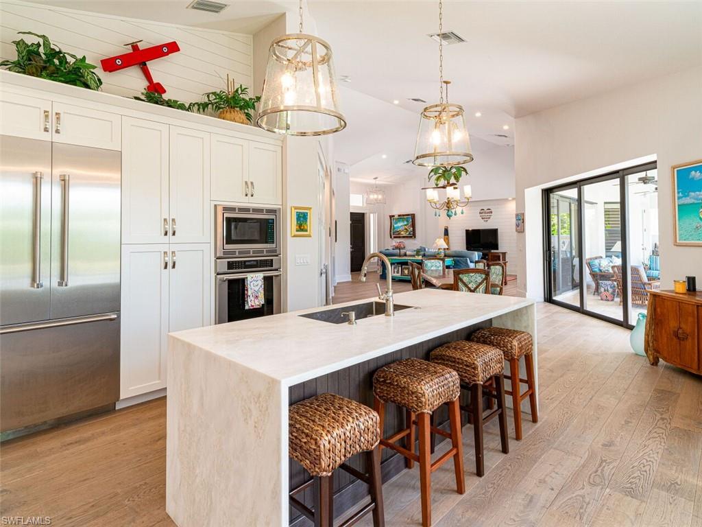 AQUALANE SHORES - Residential