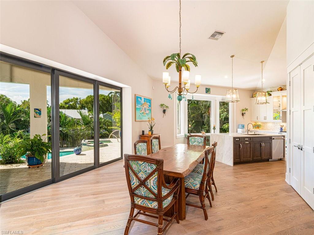 AQUALANE SHORES - Residential