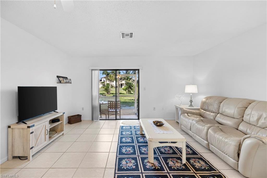 KINGS POINT - Residential