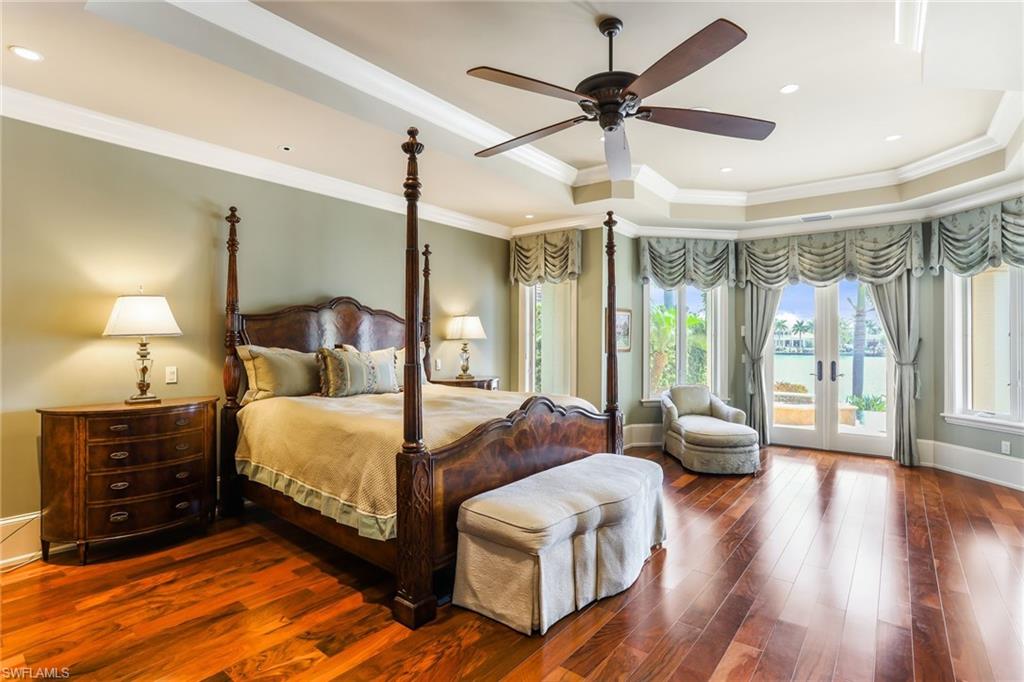 PARK SHORE - Residential