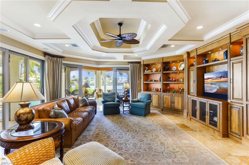 PARK SHORE - Residential