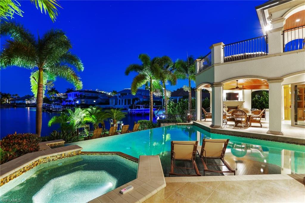 PARK SHORE - Residential