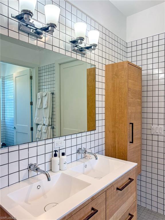 CASTAWAY KEY UNRECORDED SUBDIVISION - Residential