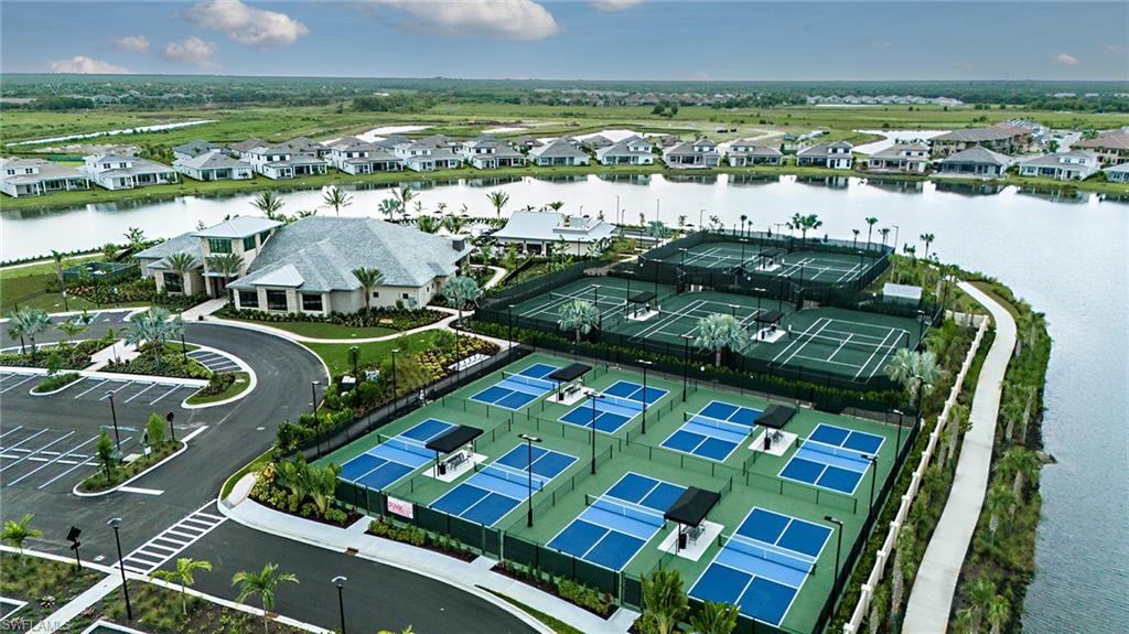 ESPLANADE BY THE ISLANDS - Residential