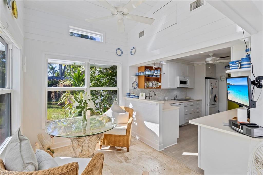 VALENCIA TERRACE - Residential