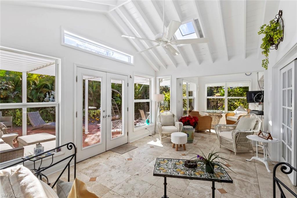 VALENCIA TERRACE - Residential