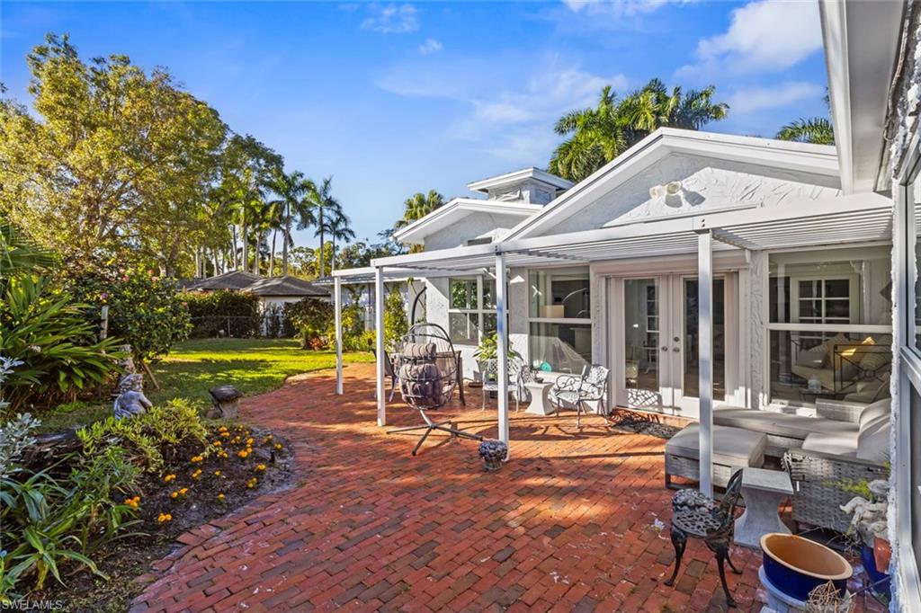 VALENCIA TERRACE - Residential