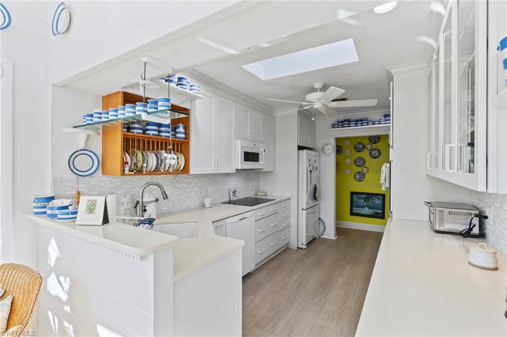 VALENCIA TERRACE - Residential