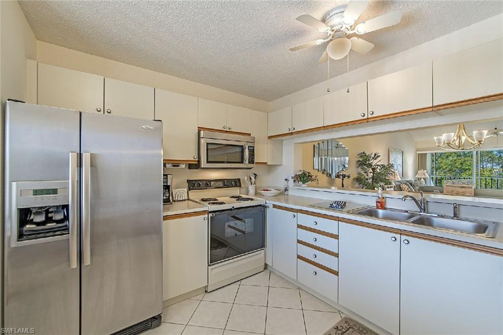 CHATHAM SQUARE - Residential