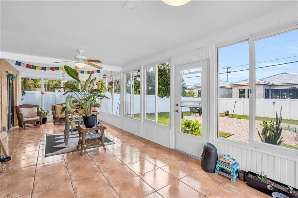 NAPLES PARK - Residential