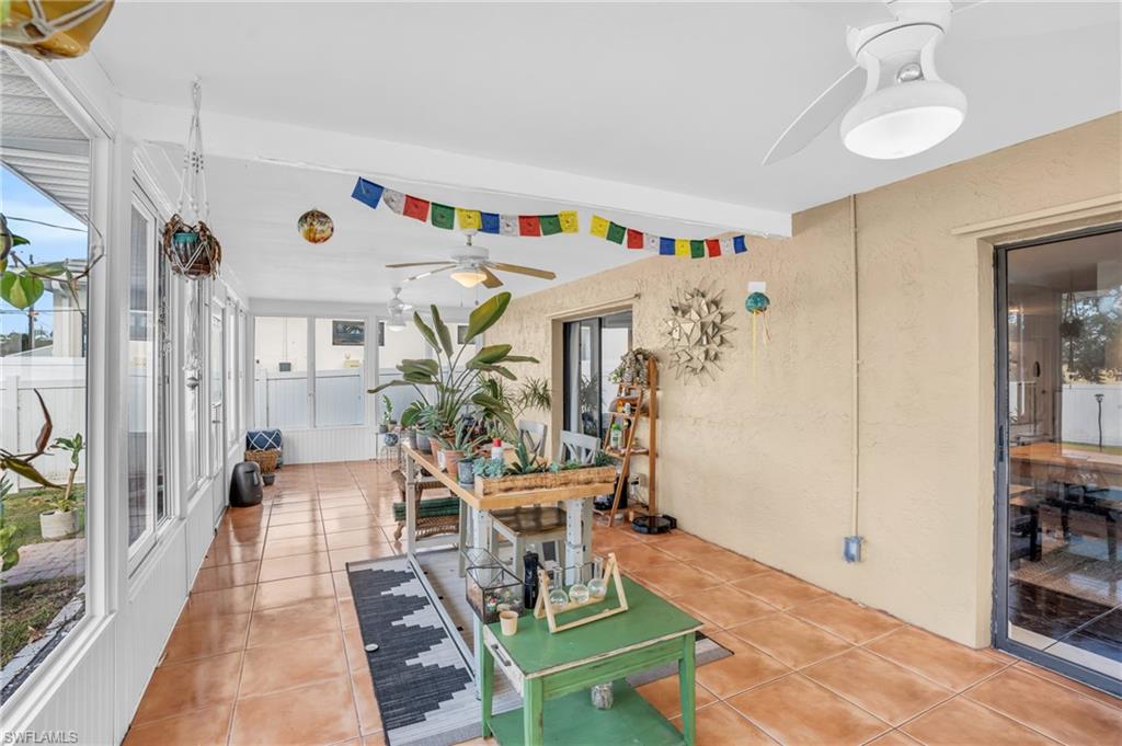 NAPLES PARK - Residential