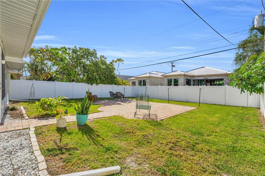 NAPLES PARK - Residential