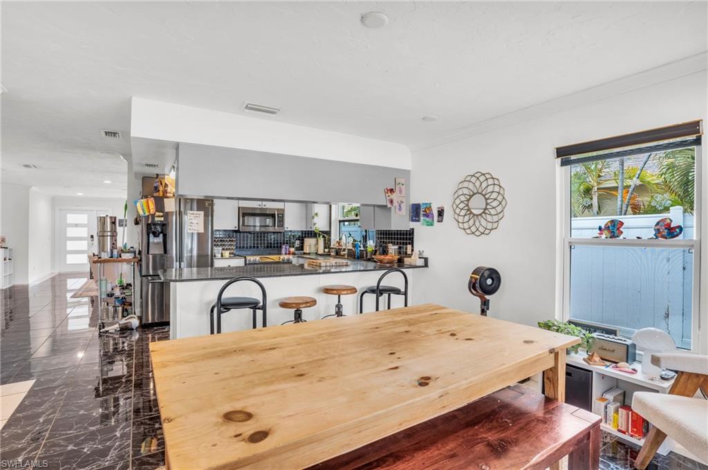 NAPLES PARK - Residential