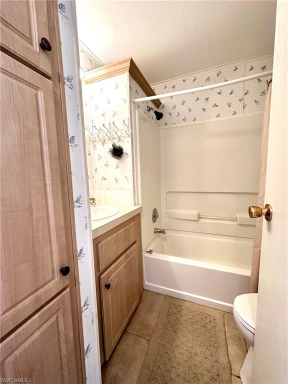 PARKWAY VILLAGE - Residential