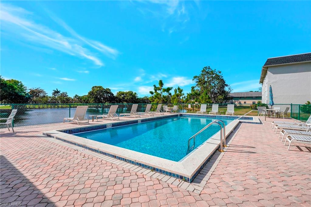 GOLF VIEW MANOR CONDO - Residential