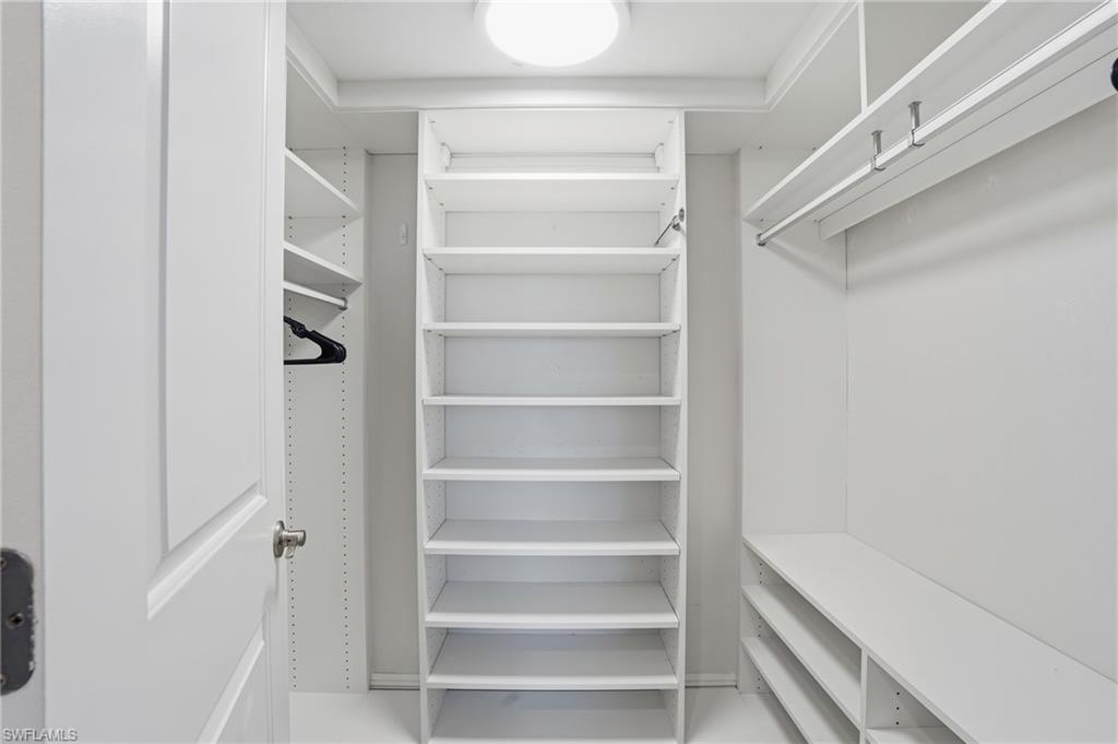 VANDERBILT SURF COLONY - Residential