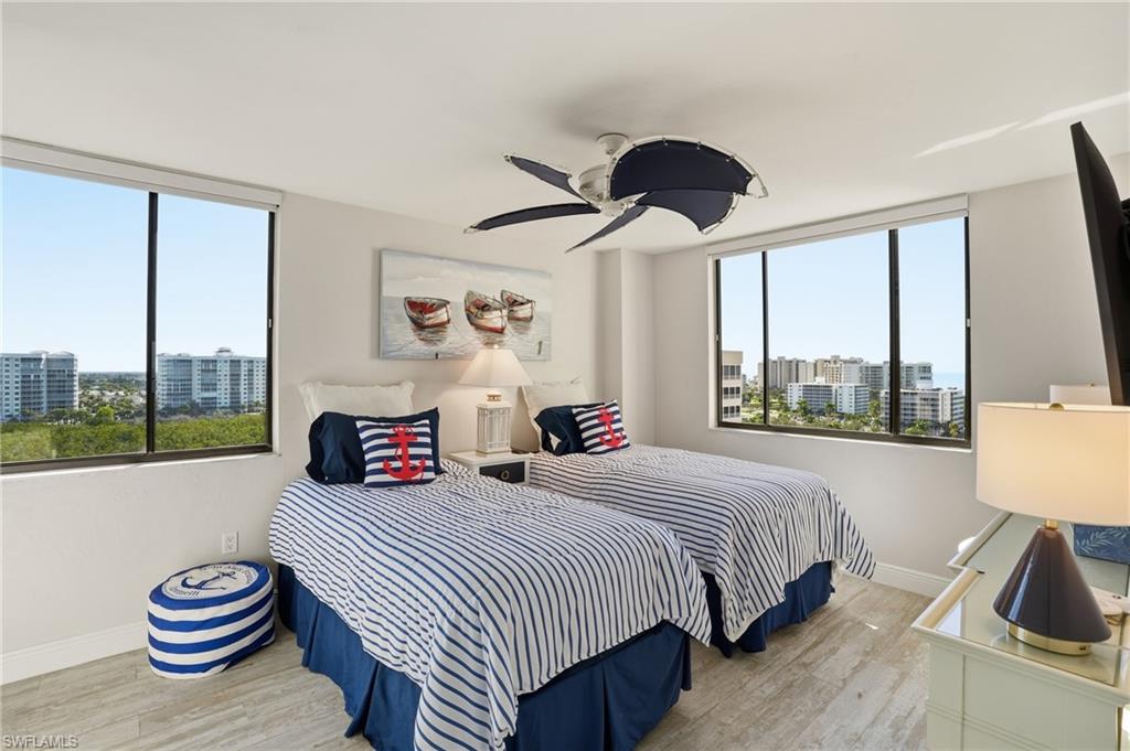 VANDERBILT SURF COLONY - Residential