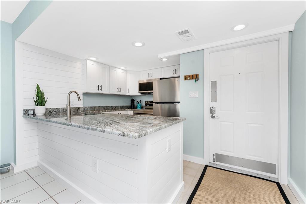 BURNT STORE MARINA - Residential