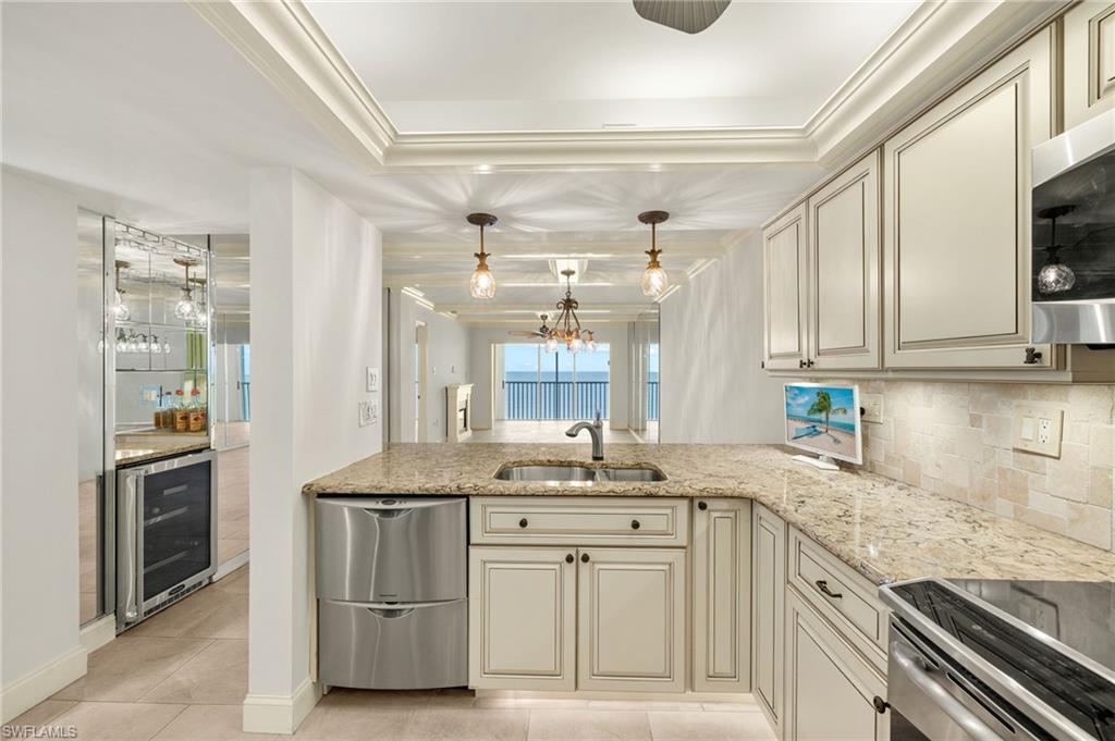 25900 Hickory BLVD 504