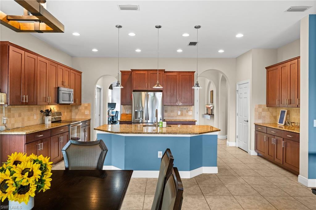 HAMPTON PARK - Residential