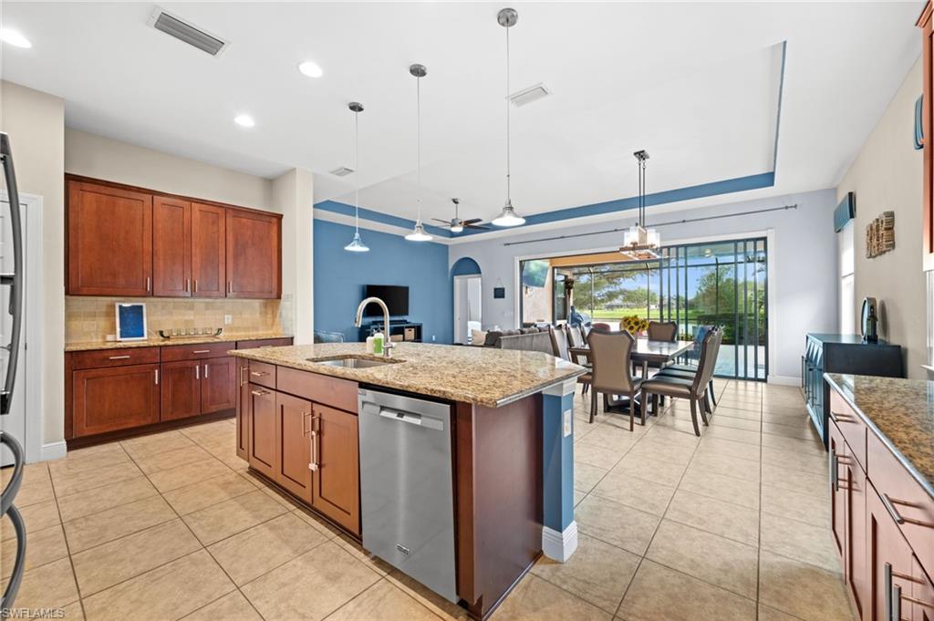 HAMPTON PARK - Residential